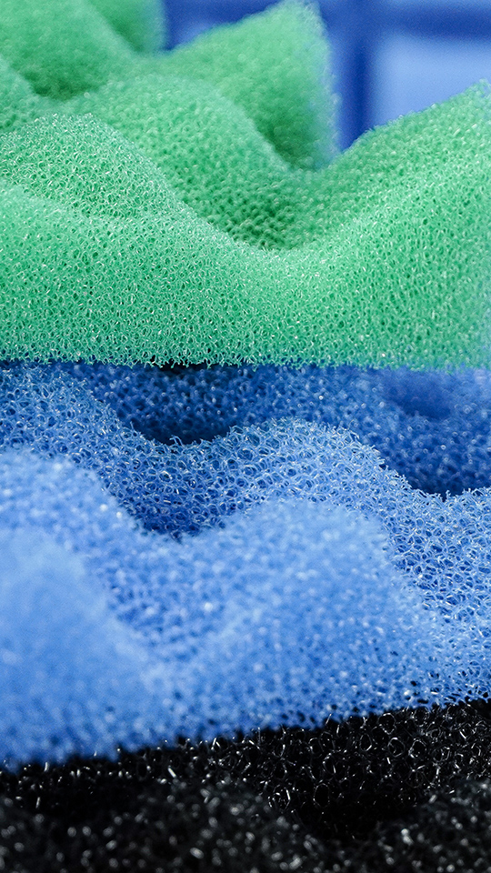 foam-conversion-filtration-egg-box-close-up-540×960